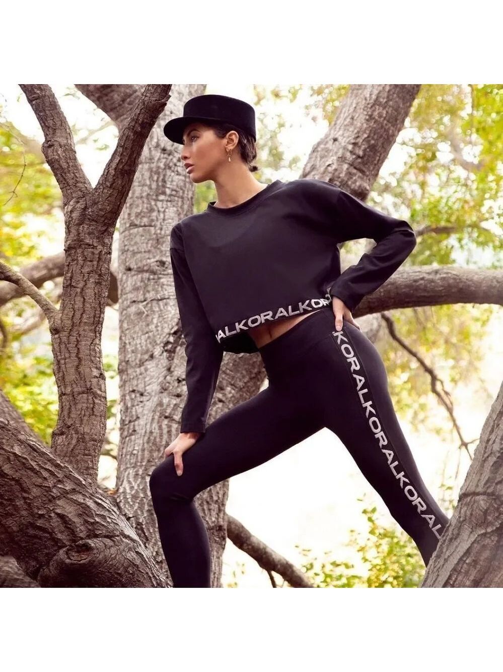 Koral blackout Valor Crop sweatshirt Long Sleeve